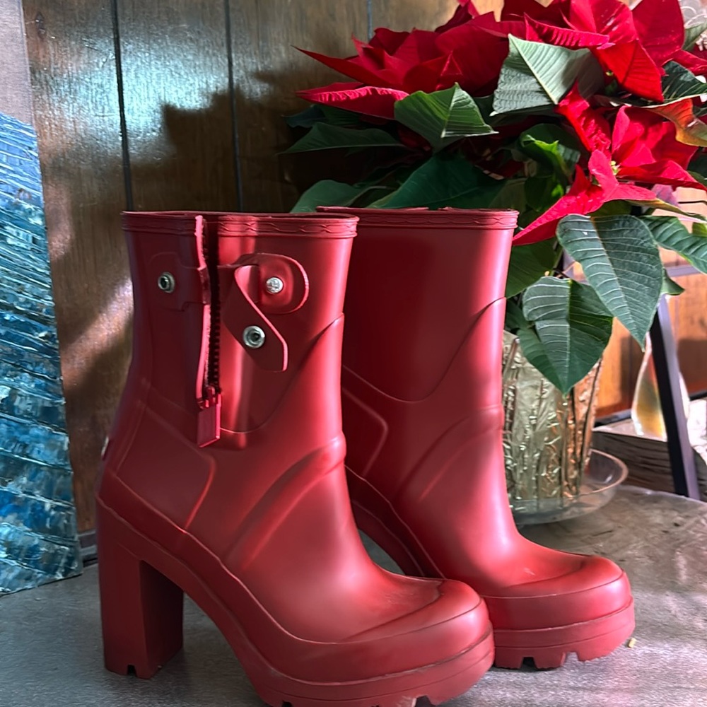 Hunter red high heel rain boot